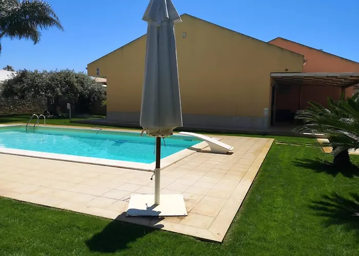 Sunny In With Private Pool *